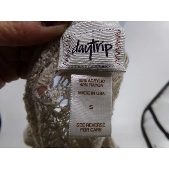 Daytrip By: Buckle, weave, Crouchet top, boho, Size S, 3/4 sleeves - Picture 4 of 6